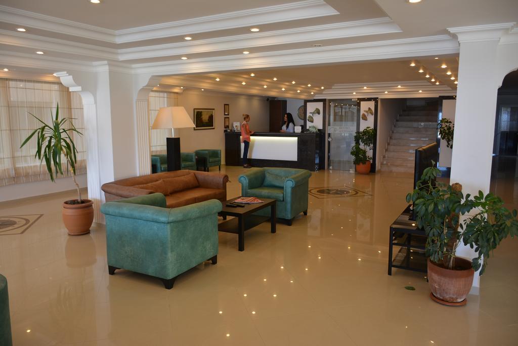 Amphora Hotel ไอวาลิค ภายนอก รูปภาพ