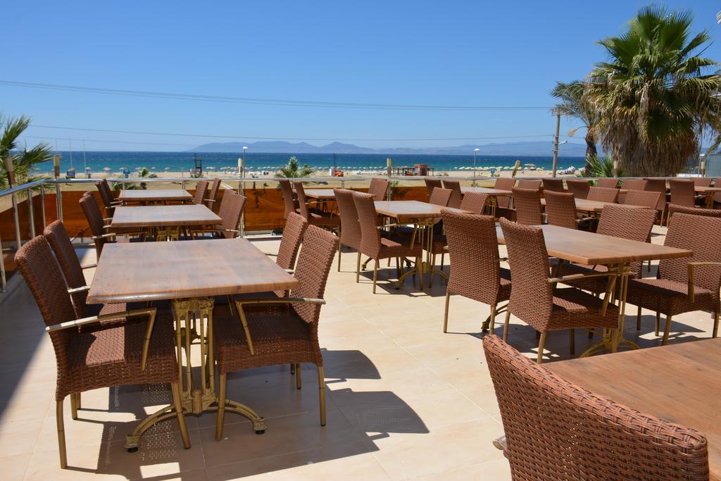 Amphora Hotel ไอวาลิค ภายนอก รูปภาพ